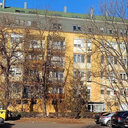 Veronica Apartman Szekesfehervar Exterior photo