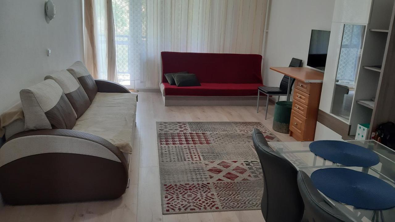 Veronica Apartman Szekesfehervar Exterior photo