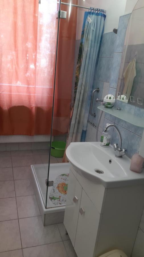 Veronica Apartman Szekesfehervar Exterior photo