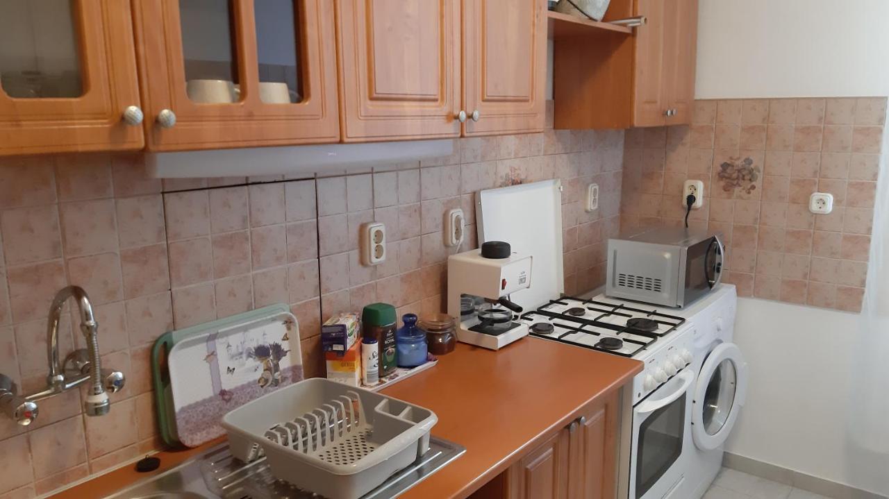 Veronica Apartman Szekesfehervar Exterior photo