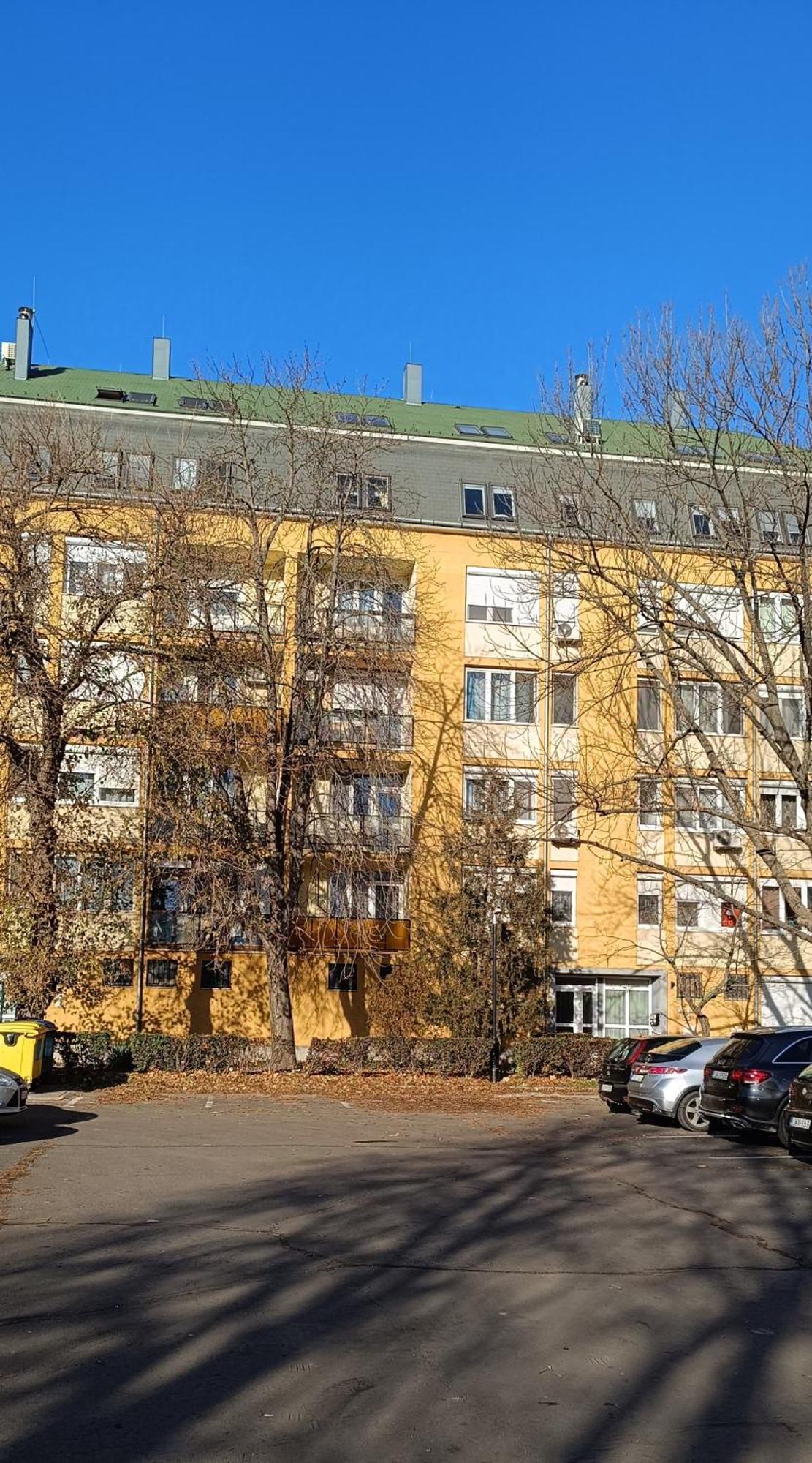 Veronica Apartman Szekesfehervar Exterior photo